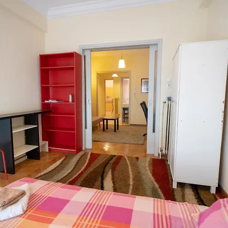 Kato Patisia Train St. 2 Bedrms 3 Pers. Apartment